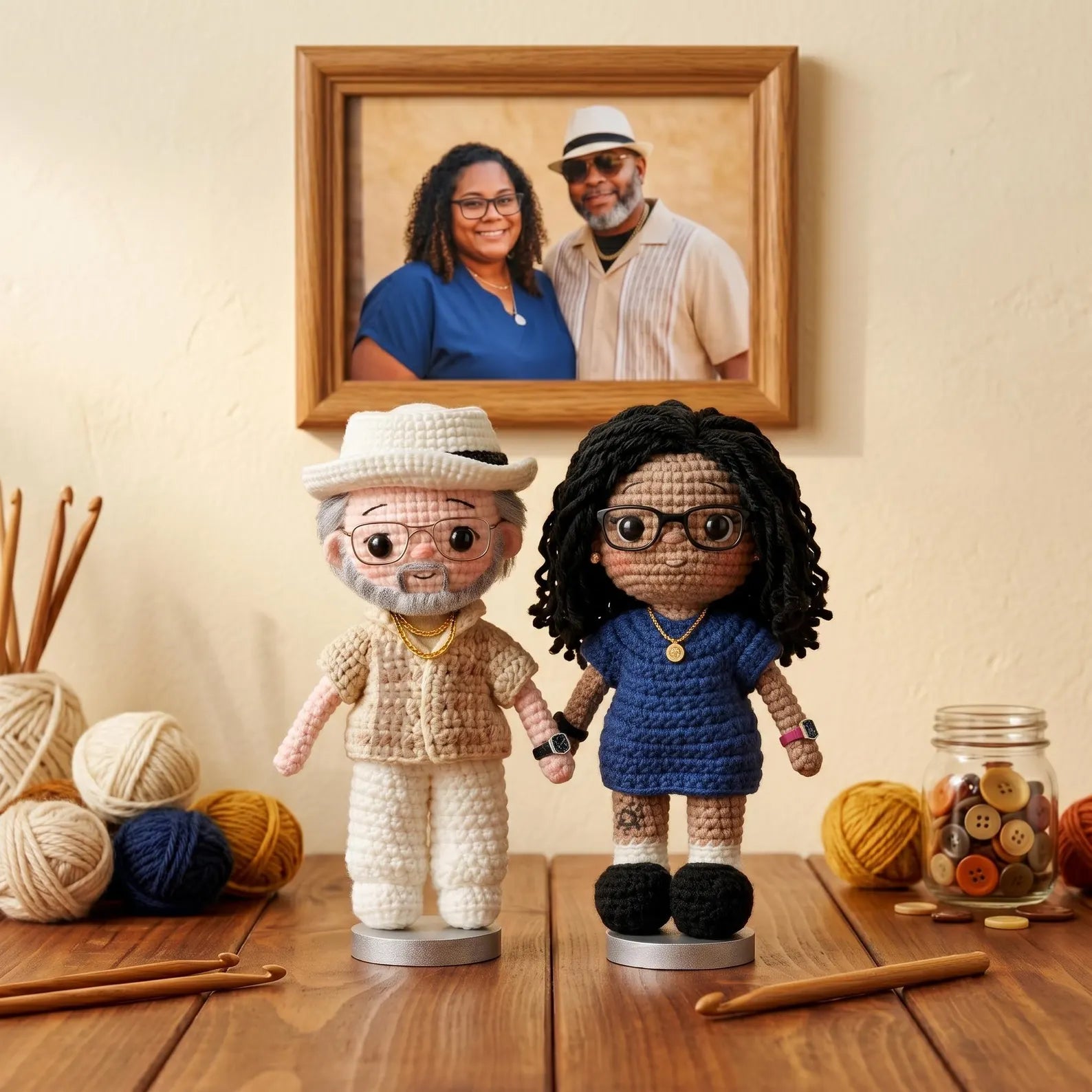 Custom Crochet Couple Doll – Personalized Valentine's Day Gift from Photo