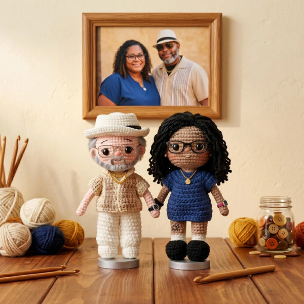 Custom Crochet Couple Doll – Personalized Valentine's Day Gift from Photo