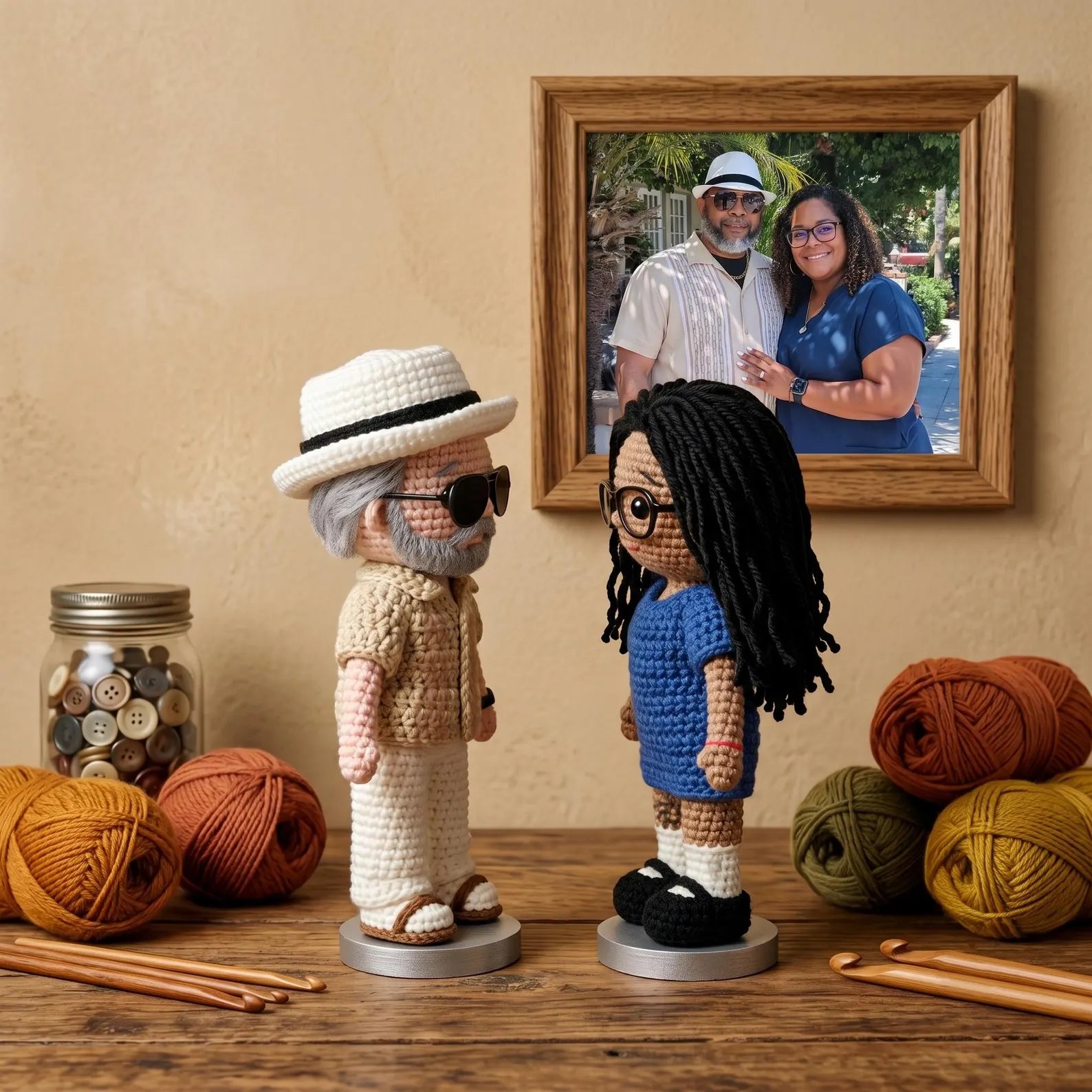 Custom Crochet Couple Doll – Personalized Valentine's Day Gift from Photo