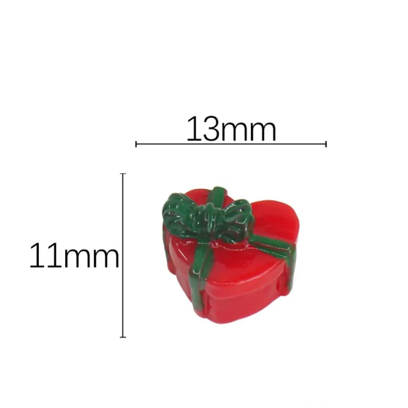 Personalized 3D Mini Figure & Pet Glass Dollhouse – Custom Photo Christmas Scene Display Case