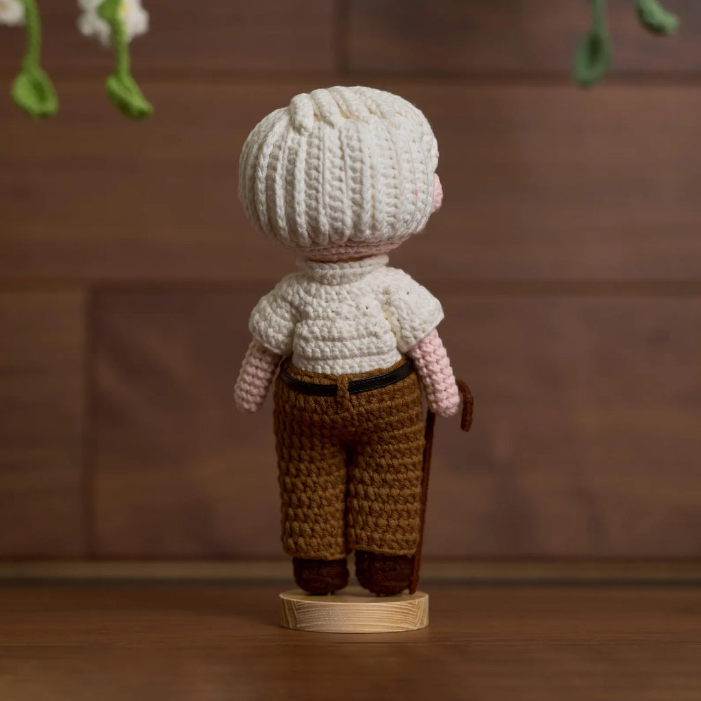 Custom Crochet Portrait Doll – Handmade Birthday Gift for Her Him