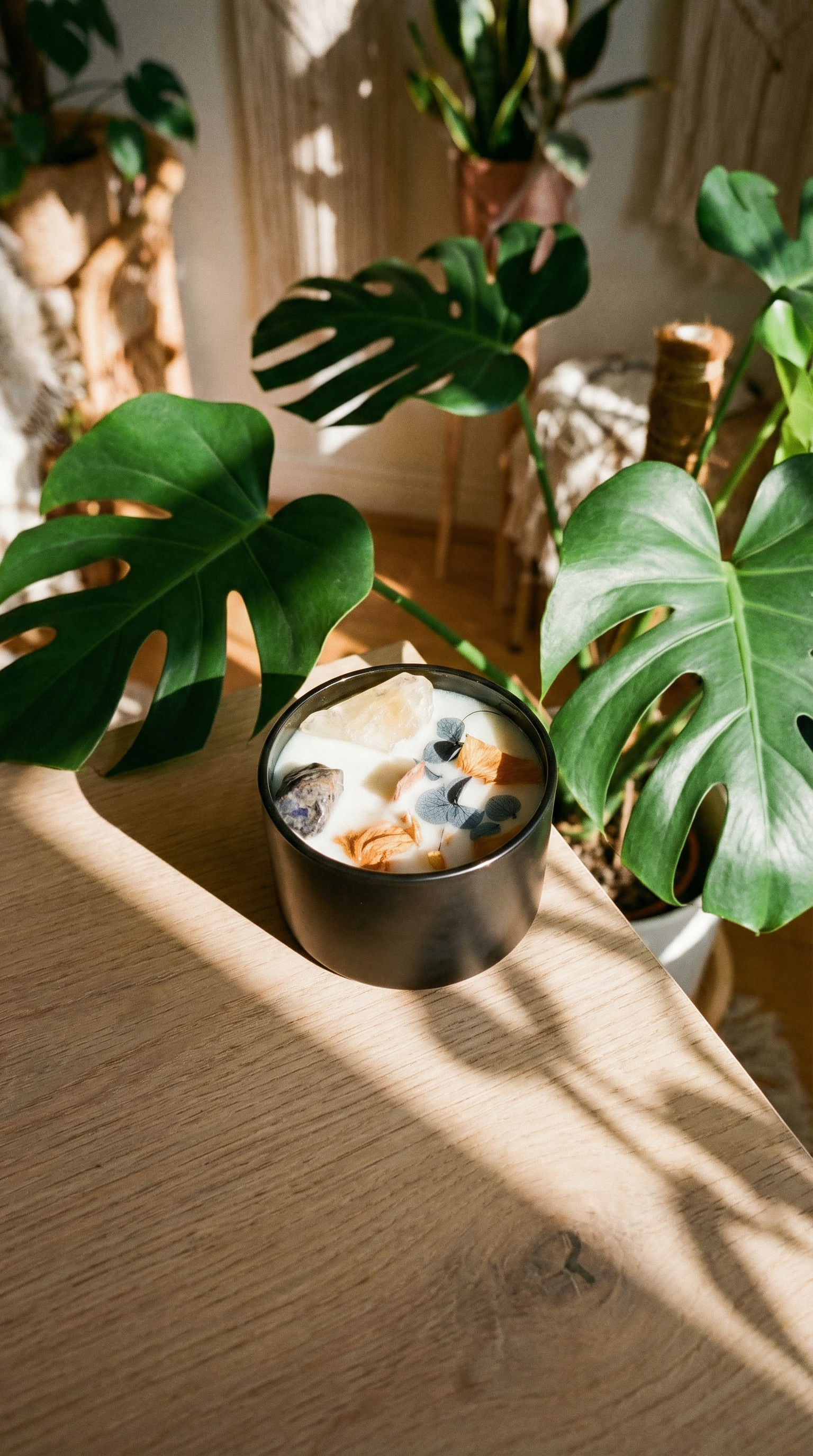 Hop Hare Crystal Magic Flower Candle - The Sun