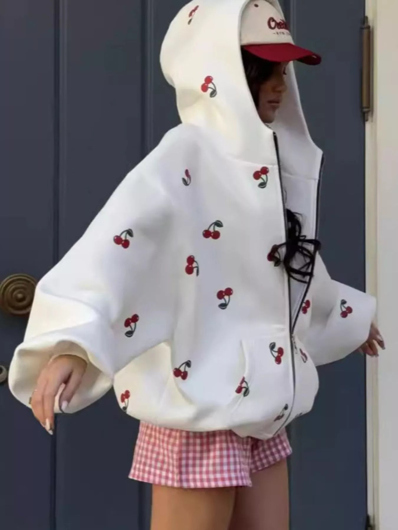 Cherry Print Oversized Zip-Up Hoodie 3 7aa3e414-c34b-45fa-abd6-e54b23d41003-Max-Origin